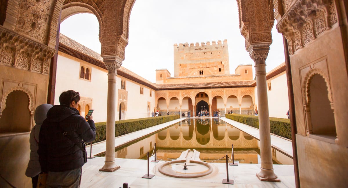 Cinco citas ineludibles cuando viajes a Granada